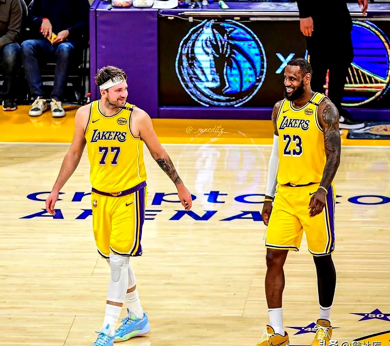 包含东契奇三巨头联手，全明星入选得分突破，逆转取胜冲击季后赛！的词条